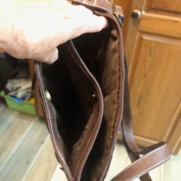 Born Concepts (BOC) Brown /tan two tone purse - Picture 4 of 5